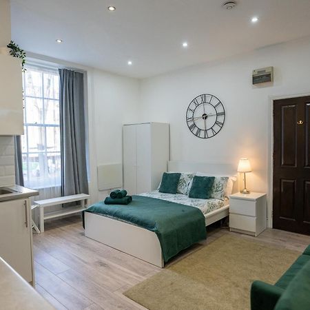 Beautiful Studio Flat In Hackney Next To Overground Station Λονδίνο Εξωτερικό φωτογραφία