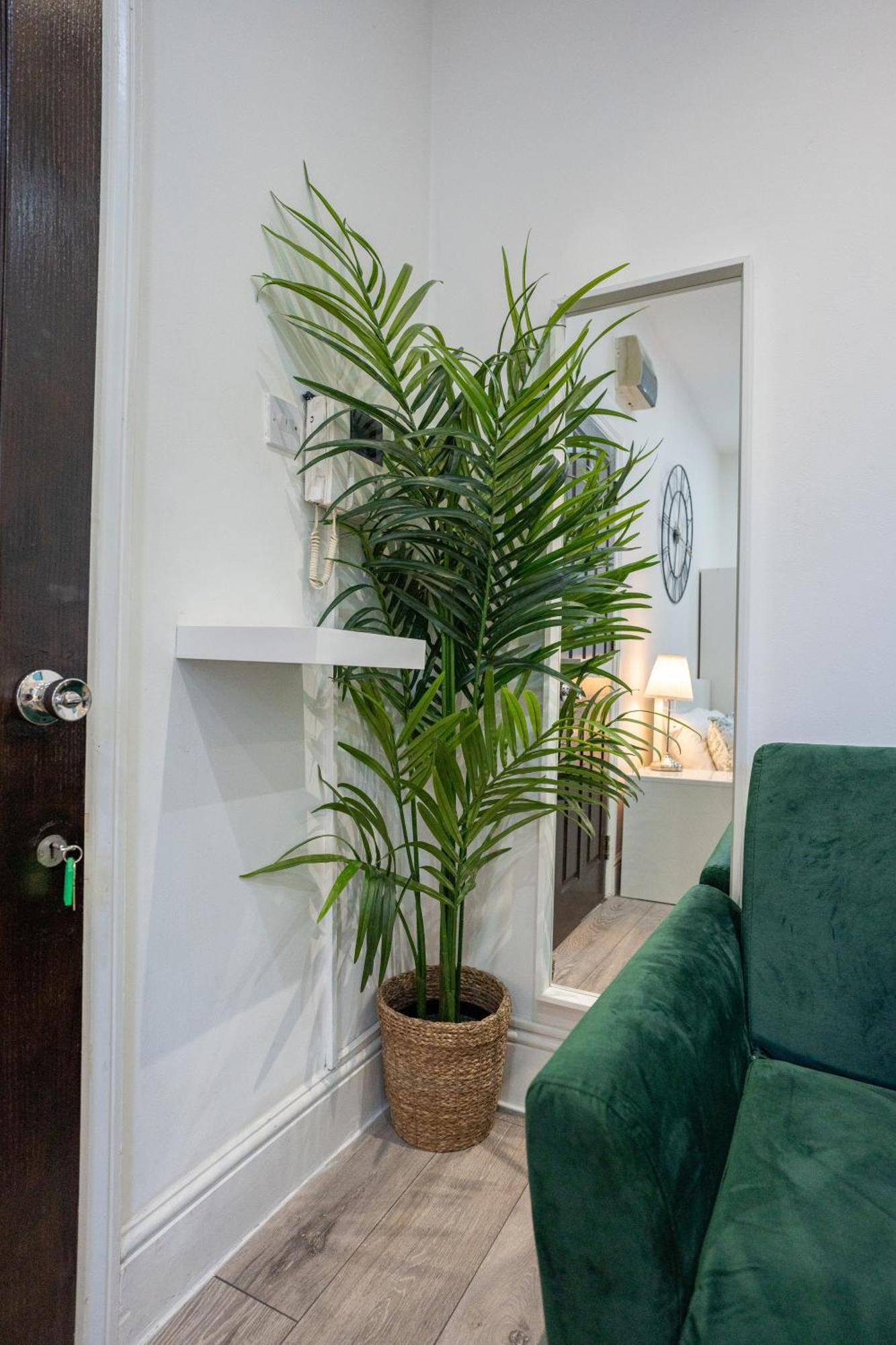 Beautiful Studio Flat In Hackney Next To Overground Station Λονδίνο Εξωτερικό φωτογραφία