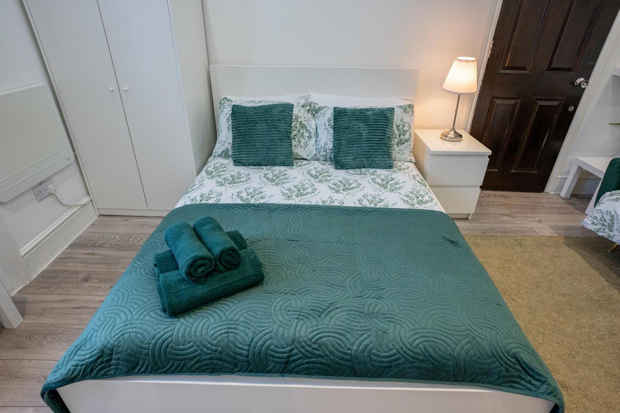 Beautiful Studio Flat In Hackney Next To Overground Station Λονδίνο Εξωτερικό φωτογραφία