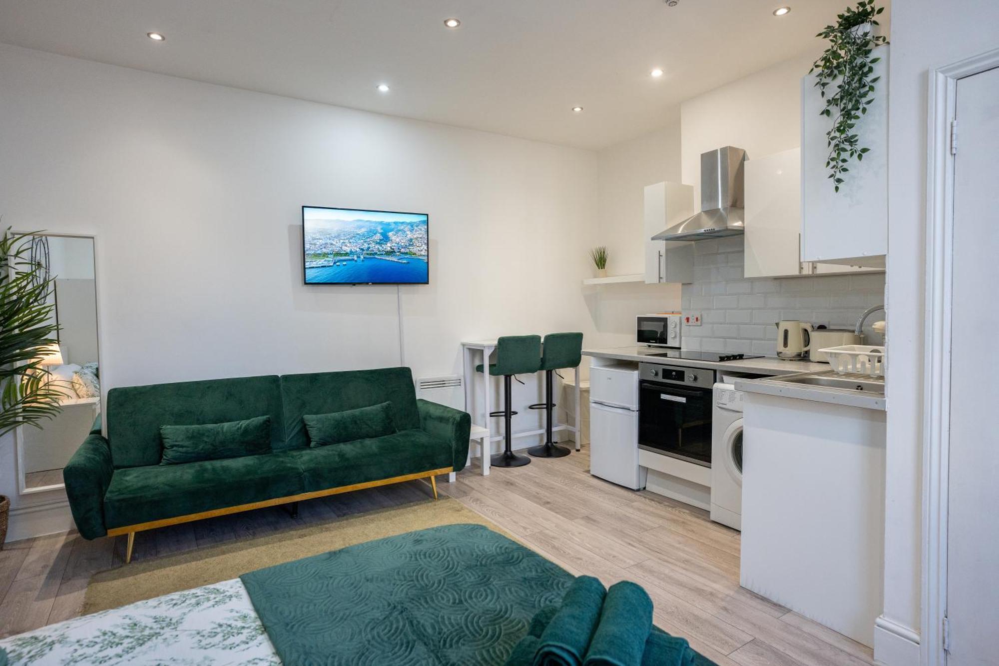 Beautiful Studio Flat In Hackney Next To Overground Station Λονδίνο Εξωτερικό φωτογραφία
